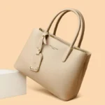 Luxury Ladies Fashion Handbag with Zipper - Minimalist Beige Shoulder Bag for Women